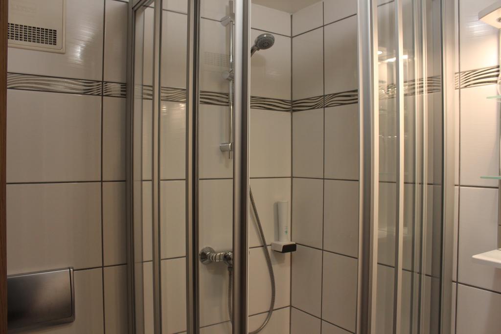 Airport-Hotel Zum Taubengrund Kelsterbach Chambre photo